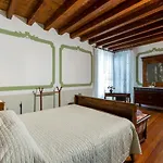 Bed and breakfast Palazzo Scolari 3*