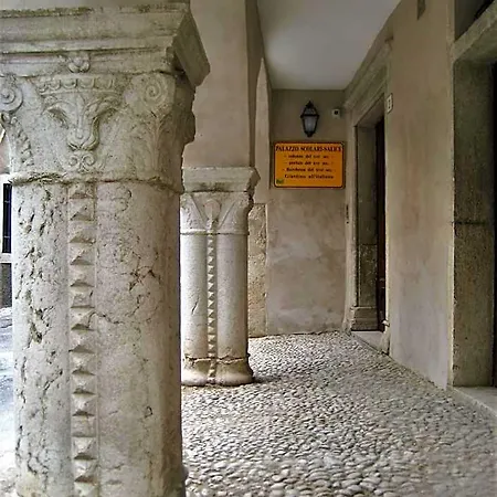Couette-café Palazzo Scolari
