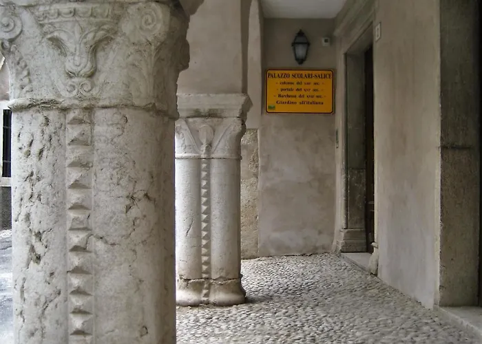 Palazzo Scolari Panzió 3*